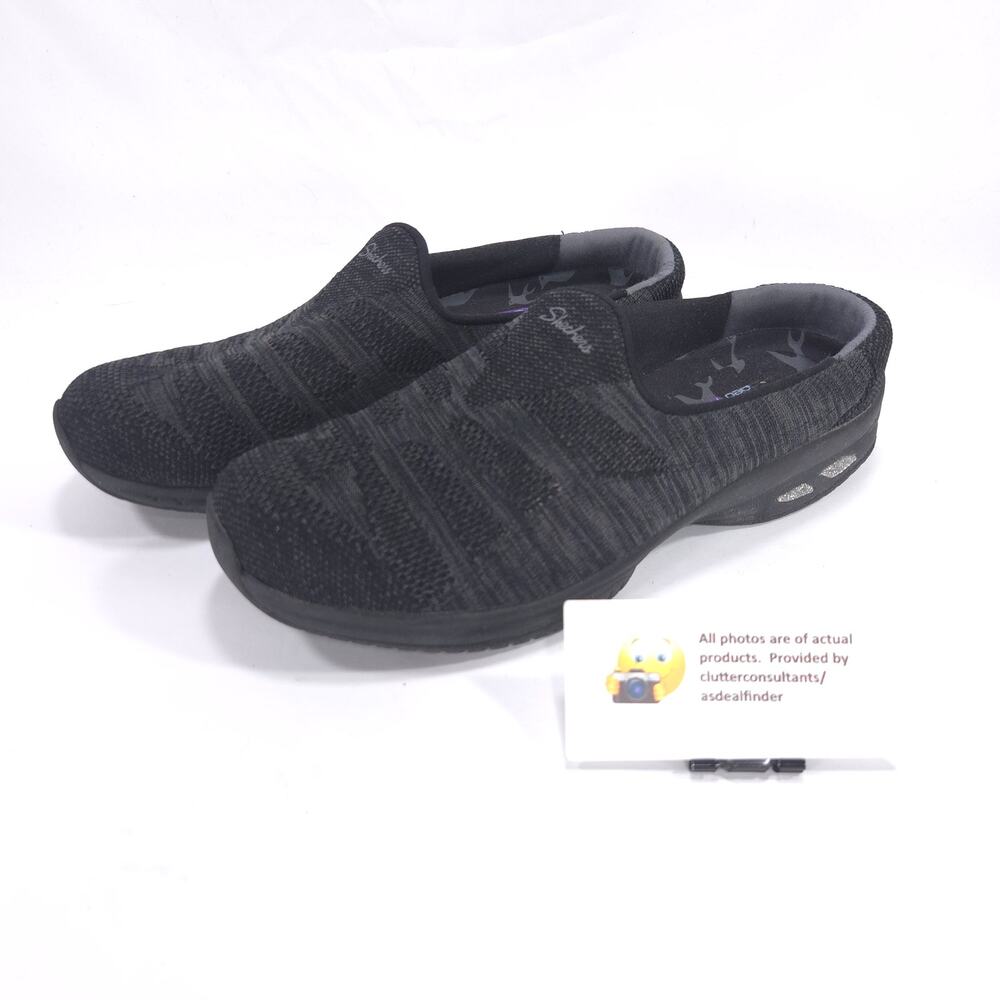Skechers Relaxed Fit Slip On Walking Shoe Womens Size 7.5 44915 Black